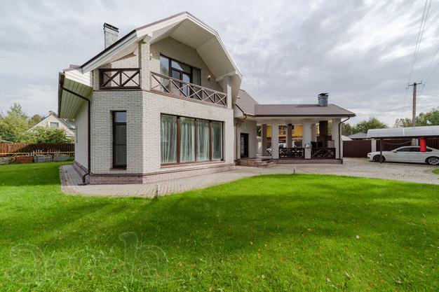 Премиальный коттедж 330 м. кв на участке 10 сот Белостров Всеволожский район