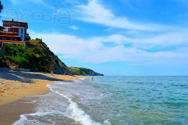 Бяла, Болгария - продаётся 2-х комн. квартира с видом на море и рядом с пляжем