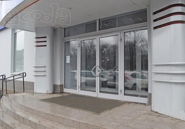 Аренда универсального (торгового) помещения,1347м2.