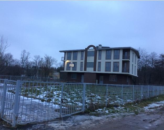 Продаётся новое отдельно стоящее трехэтажное  здание 800 м2 с ЗУ