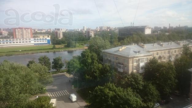 Продаем 2 к.кв. у парка Сосновка с шикарным видом с балкона, ул. Жака Дюкло 10